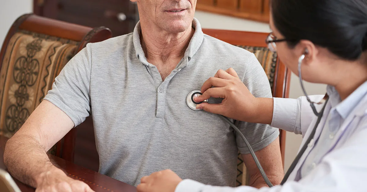 manifestacoes cardiacas covid-19