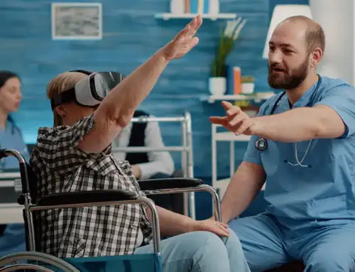enfermeiro-utilizando-tecnologia-na-saude-de-um-paciente-500x383 A Revolução do 5G na Saúde: Conectividade que Transforma Hospitais