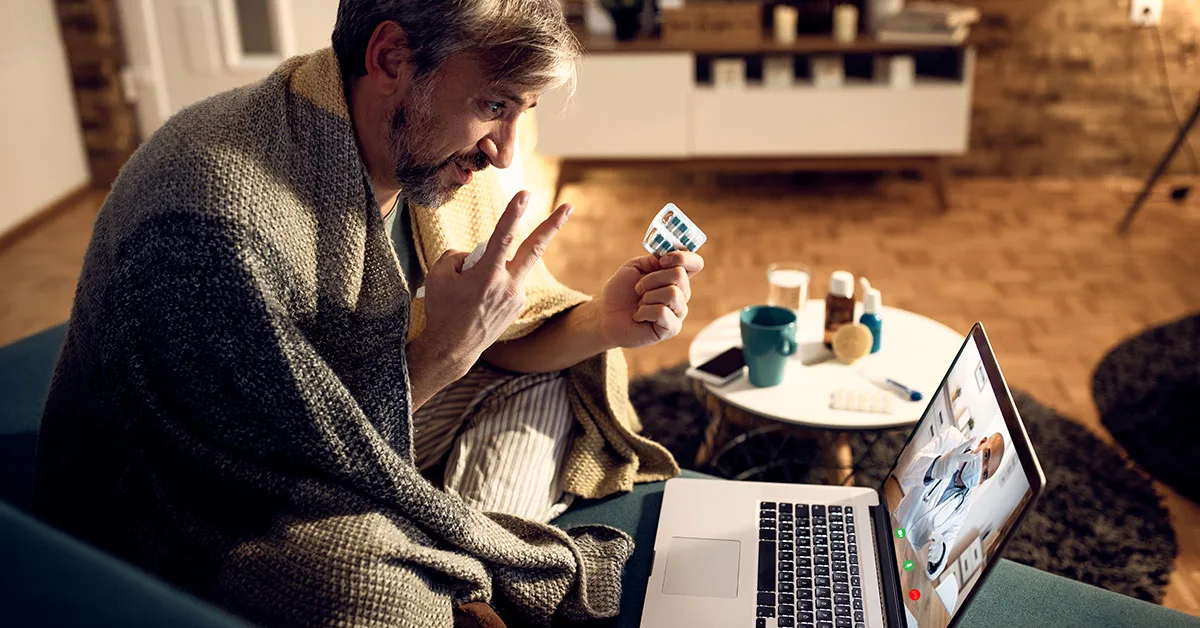 paciente conversando em uma consulta on-line