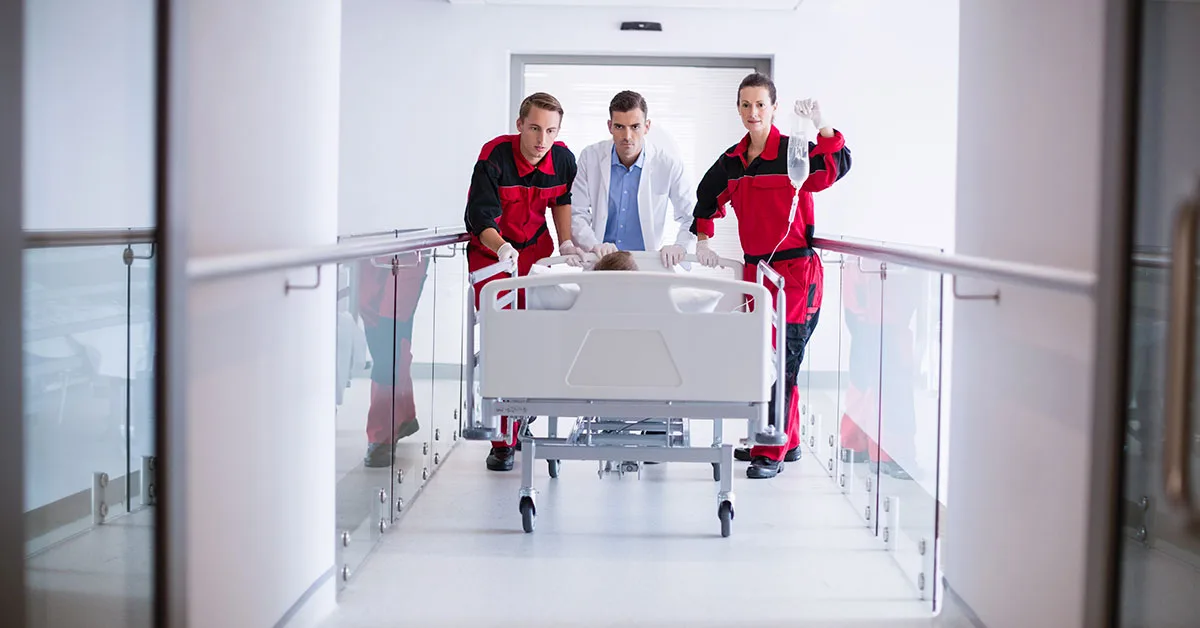 emergencia medica em superlotacao nos hospitais